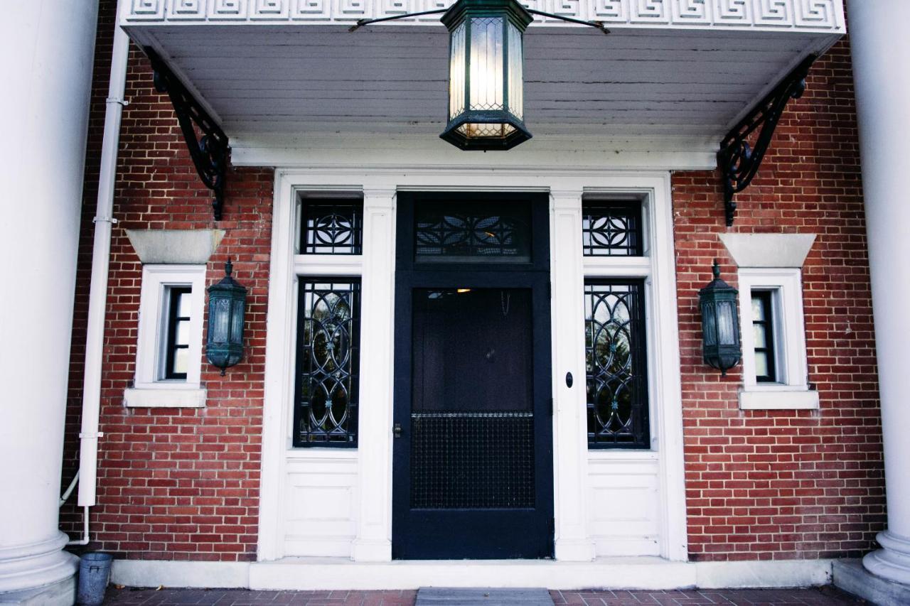 Mercersburg Inn Экстерьер фото