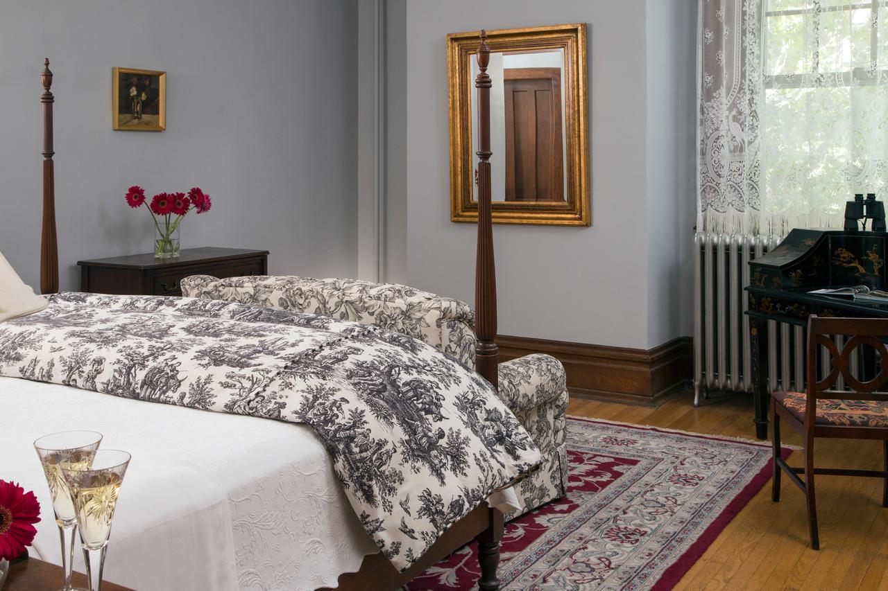 Mercersburg Inn Экстерьер фото