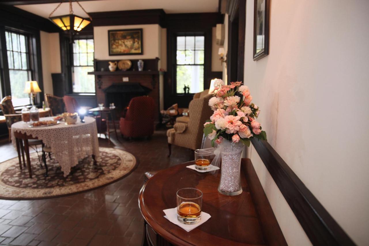 Mercersburg Inn Экстерьер фото